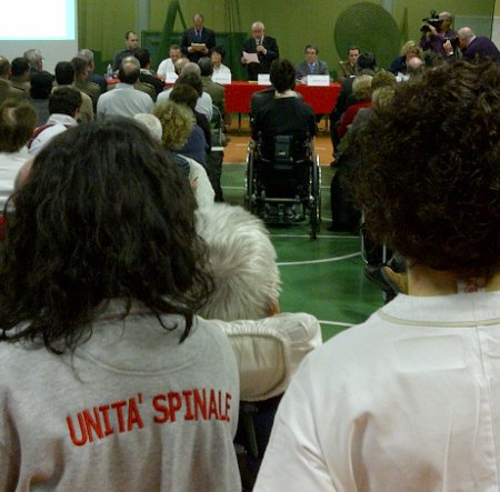 Nella foto (C) BrainFactor: un momento della presentazione di Lokomat al Niguarda. Nella foto (C) BrainFactor: un momento della presentazione di Lokomat al Niguarda.